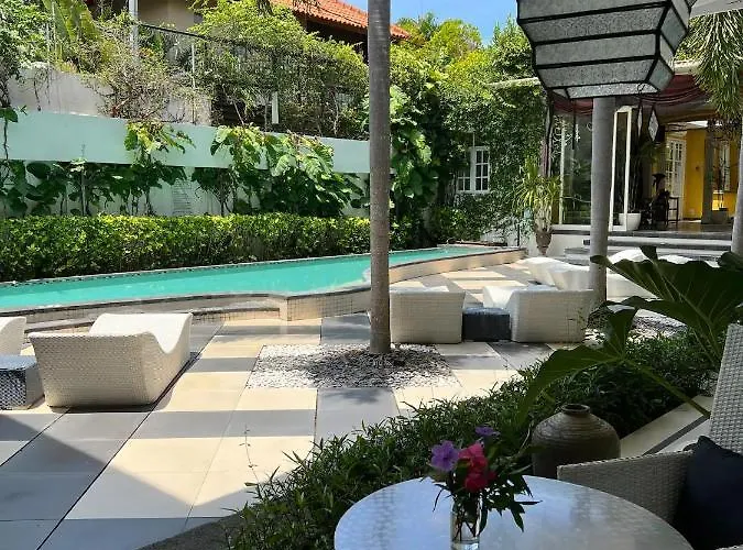 Отель Casa Artista By Kresna Hospitality Семиньяк