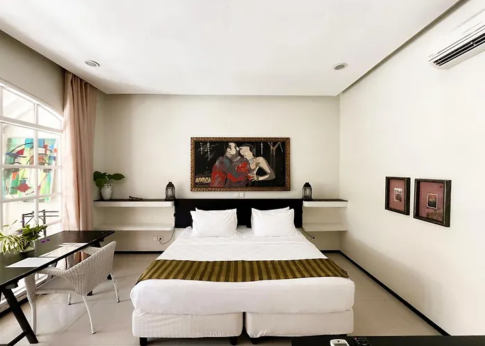 Отель Casa Artista By Kresna Hospitality Семиньяк