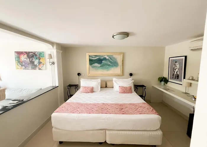 Отель Casa Artista By Kresna Hospitality