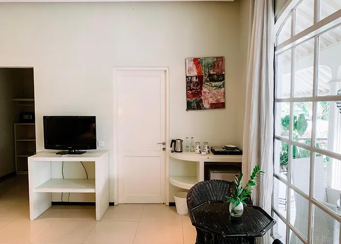 Отель Casa Artista By Kresna Hospitality Семиньяк
