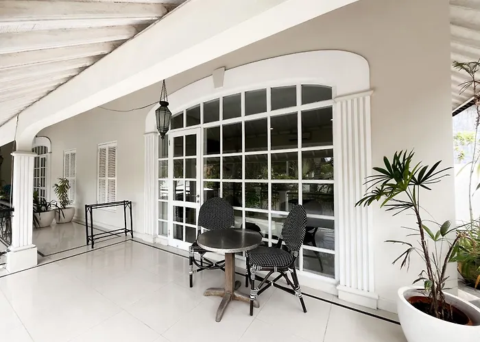 Casa Artista By Kresna Hospitality Семиньяк