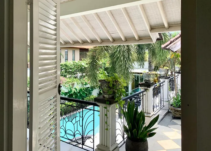 Отель Casa Artista By Kresna Hospitality