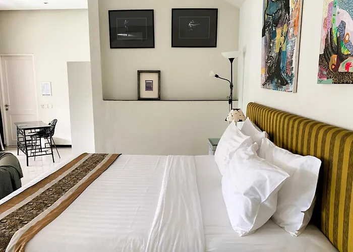 Casa Artista By Kresna Hospitality Отель 3*