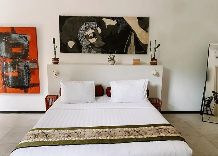 Отель Casa Artista By Kresna Hospitality 3*